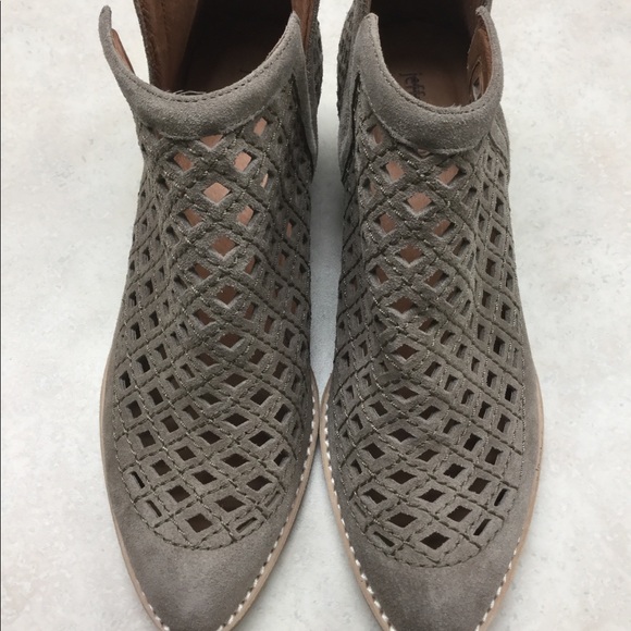 Jeffrey Campbell Taggart ankle boot - Picture 2 of 8